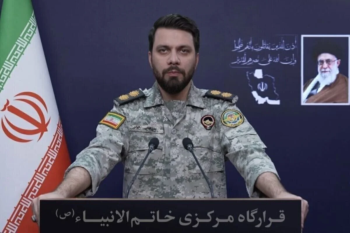 پیام دو زبانه سخنگوی قرارگاه خاتم به ترامپ غوغا کرد